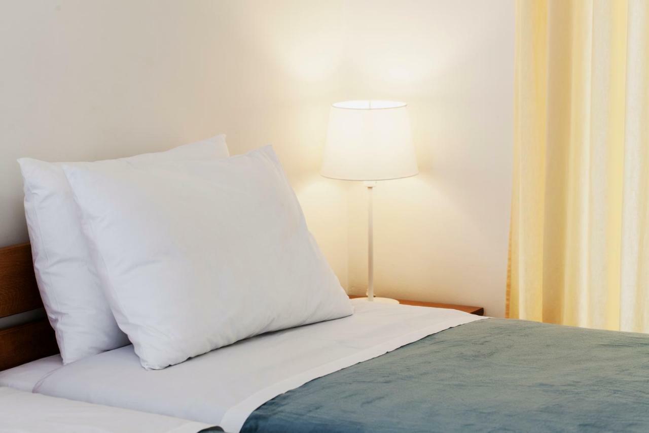 Xenion Family Hotel Янина Екстериор снимка